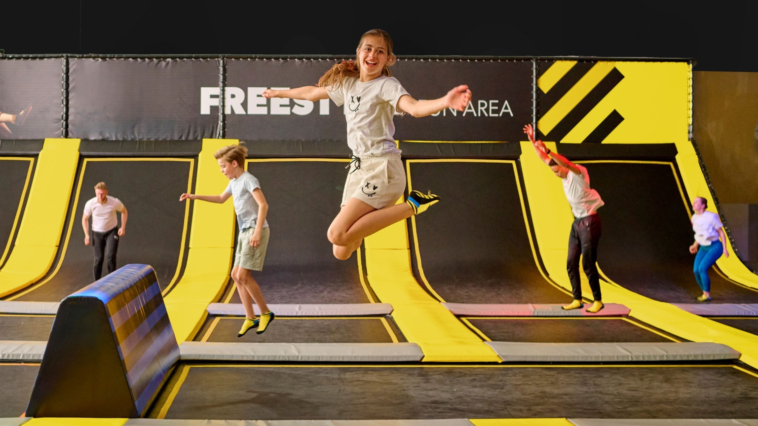 Jumpscool